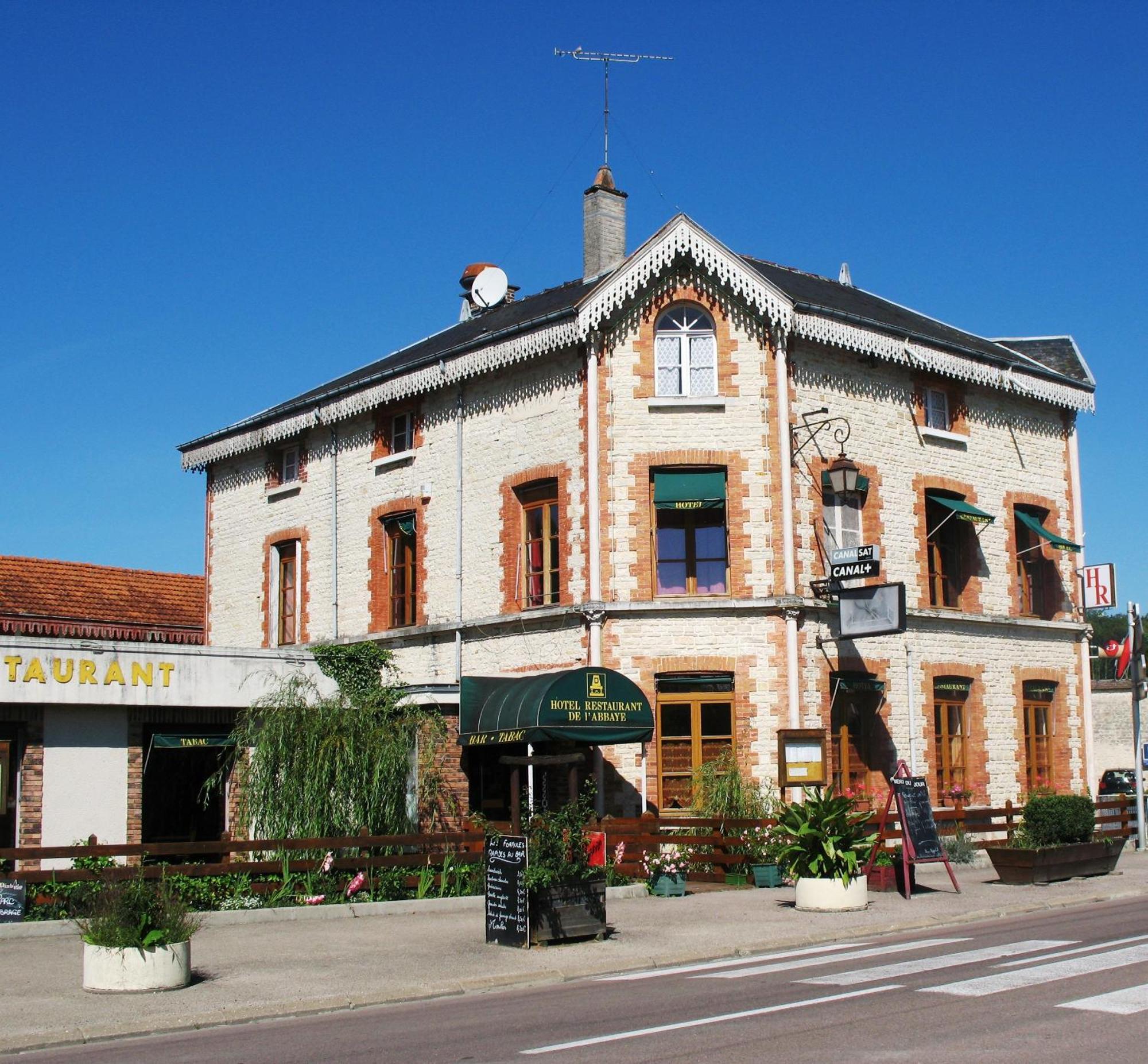 Hotel Restaurant De L'Abbaye Clairvaux Eksteriør billede